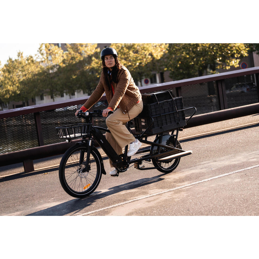 Bicicleta de carga cargobike eléctrica longtail carga trasera R500E Verde Claro - Image 24