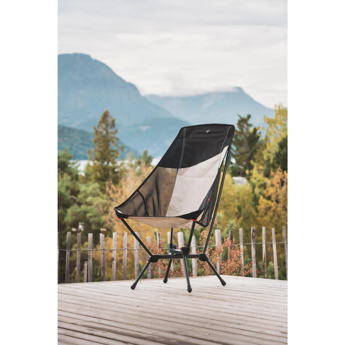 Silla baja plegable y compacta de camping Quechua MH500 L - Image 11