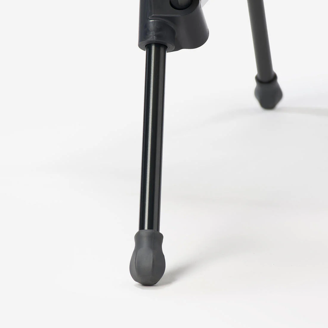 Silla baja plegable y compacta de camping Quechua MH500 L - Image 7
